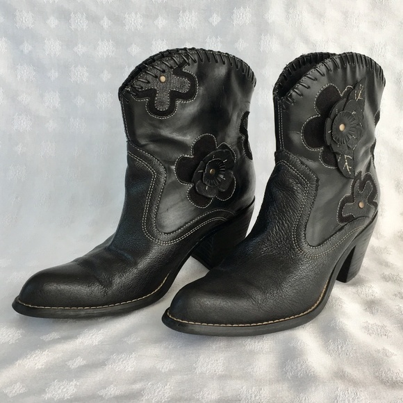 Nine West Shoes - Nine West Cowgirl Ankle Boot 6.5